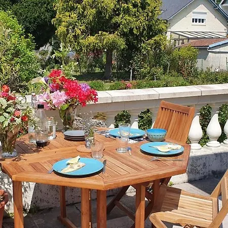 De Charme Centre De 2 A 8p, Jardin, Parking, Durable