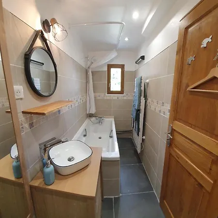 Apartment De Charme Centre De 2 A 8p, Jardin, Parking, Durable